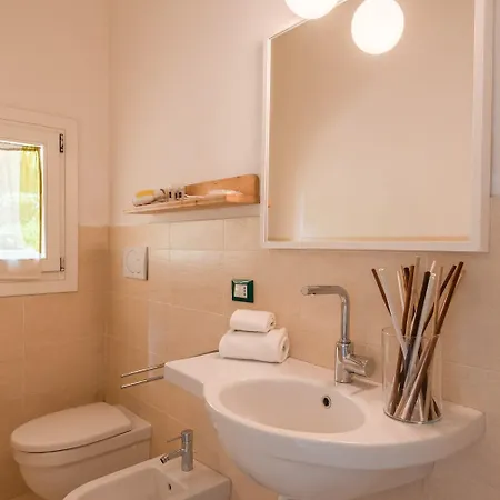 Chic Ea Bianca 1 Bed Sleeps 4 Apartament
