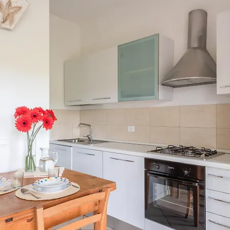 דירה Chic Ea Bianca 1 Bed Sleeps 4 *