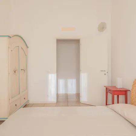 Lejlighed Chic Ea Bianca 1 Bed Sleeps 4 *