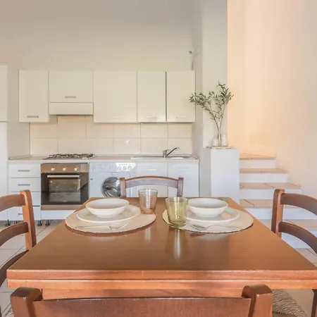 דירה Chic Ea Bianca 1 Bed Sleeps 4 *