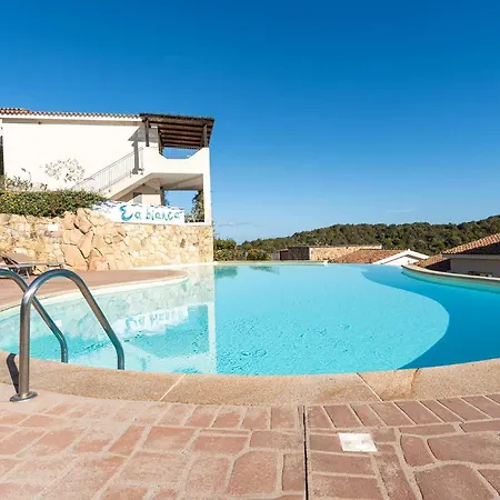 Chic Ea Bianca 1 Bed Sleeps 4 דירה
